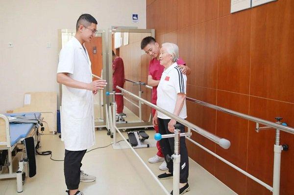 康复陪护